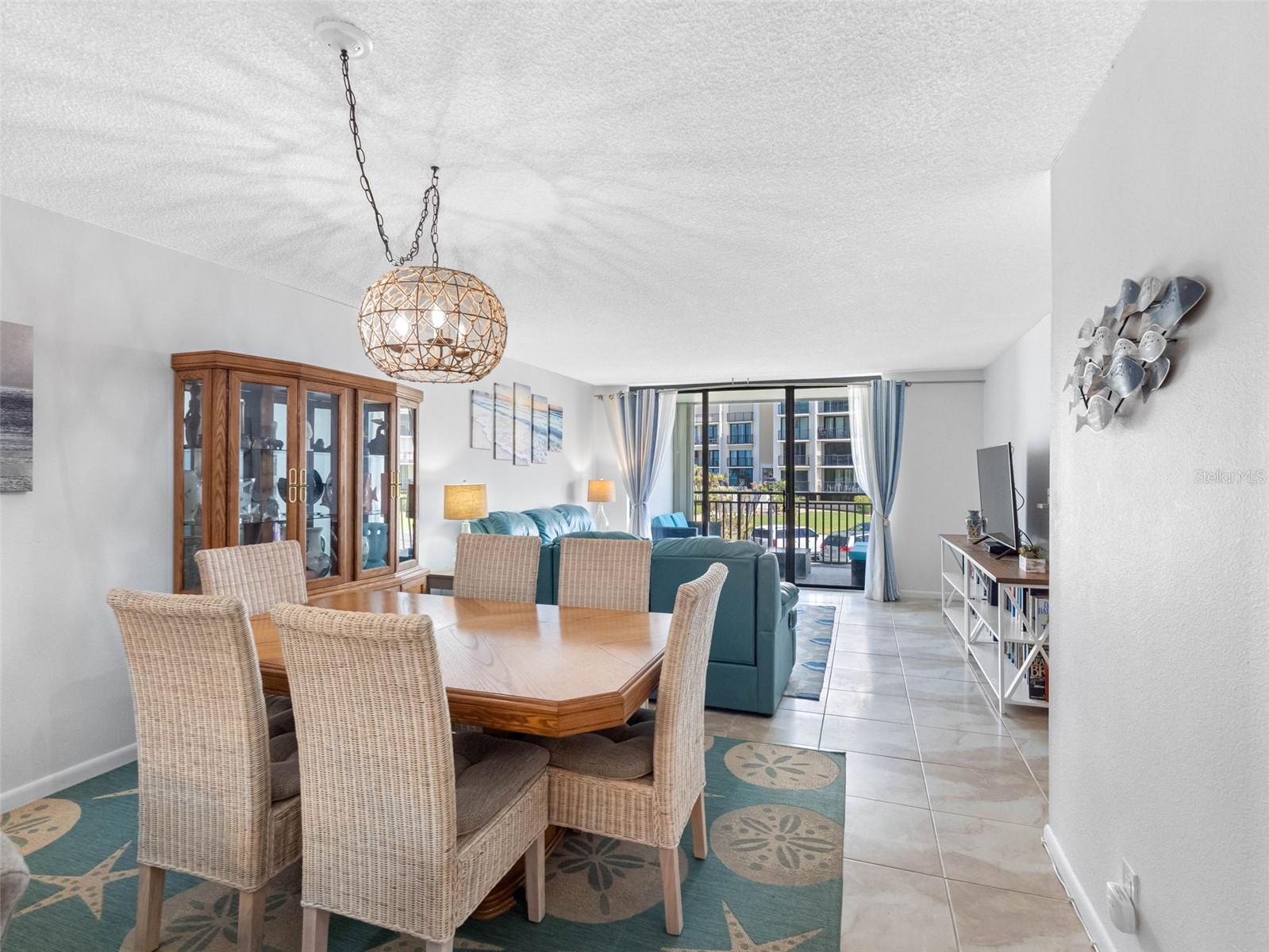 Image 14 of 48 For 1430 Gulf Boulevard 102