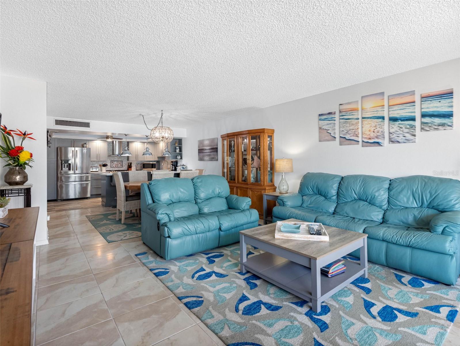 Image 23 of 48 For 1430 Gulf Boulevard 102