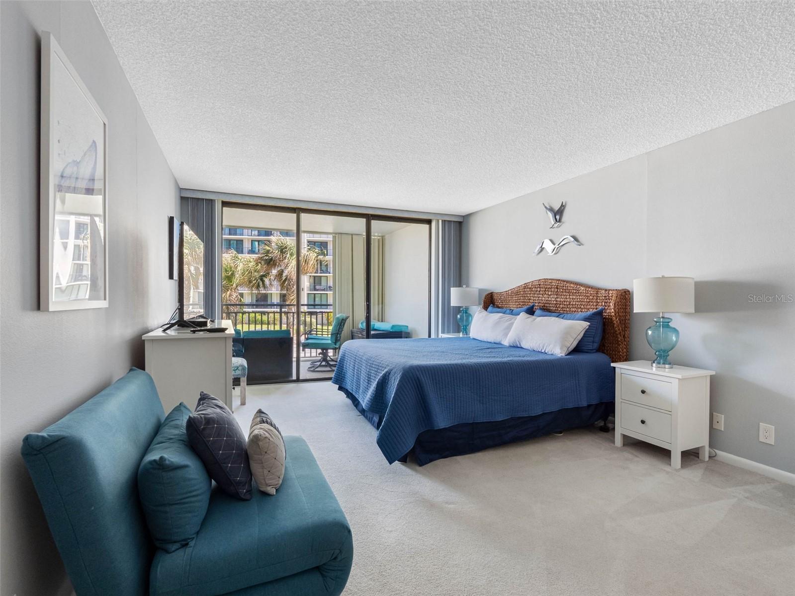 Image 27 of 48 For 1430 Gulf Boulevard 102