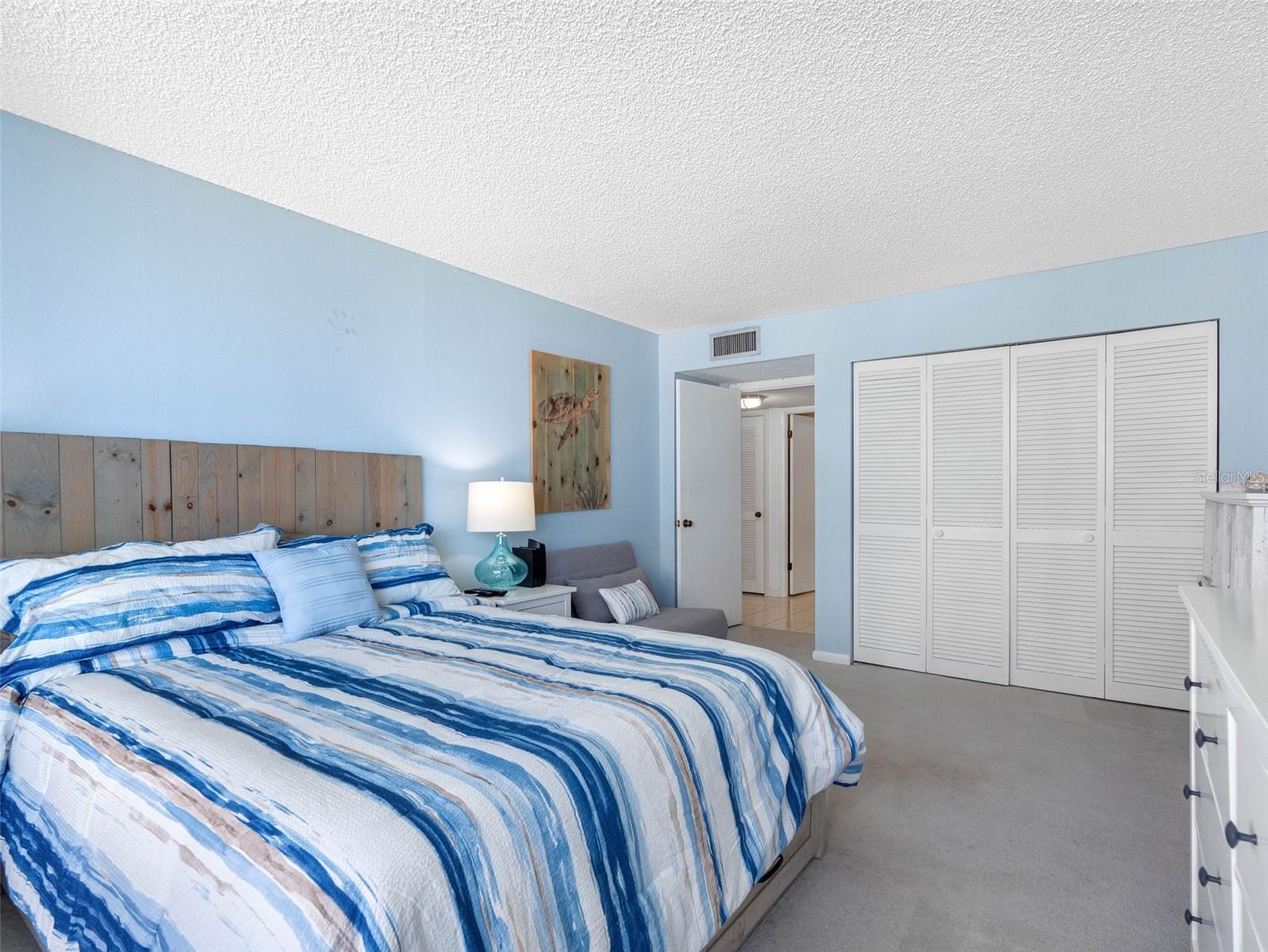 Image 35 of 48 For 1430 Gulf Boulevard 102