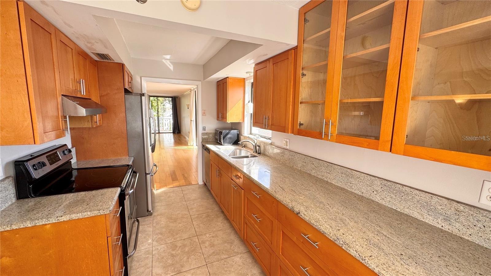 Image 6 of 18 For 2612 Pearce Drive 211