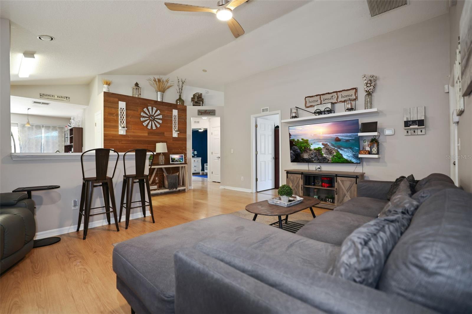 Image 4 of 24 For 15029 Deer Meadow Drive