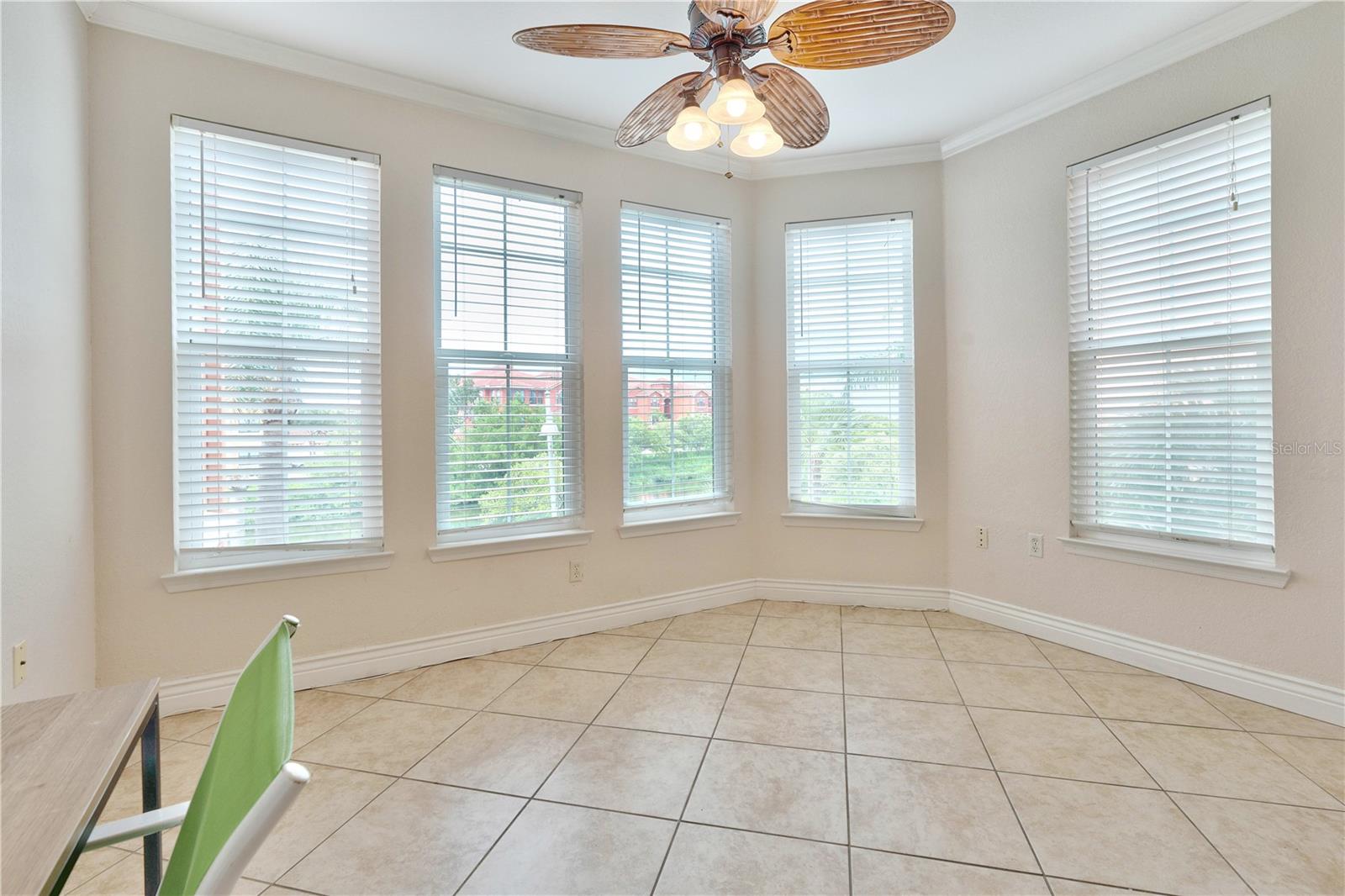 Listing photo id 8 for 2732 Via Murano 526