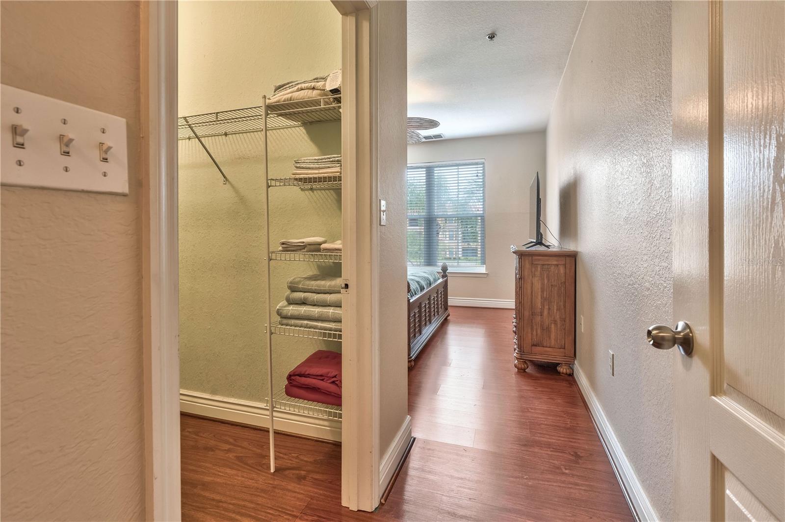Listing photo id 16 for 2732 Via Murano 526