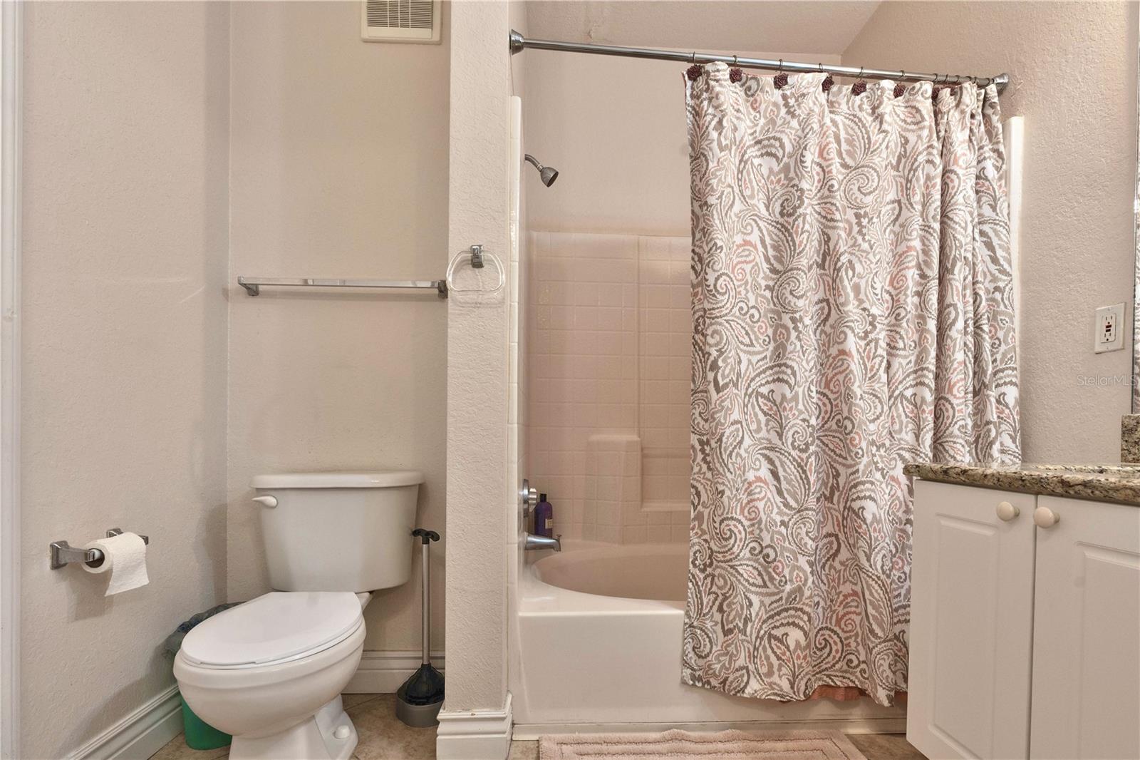 Listing photo id 20 for 2732 Via Murano 526