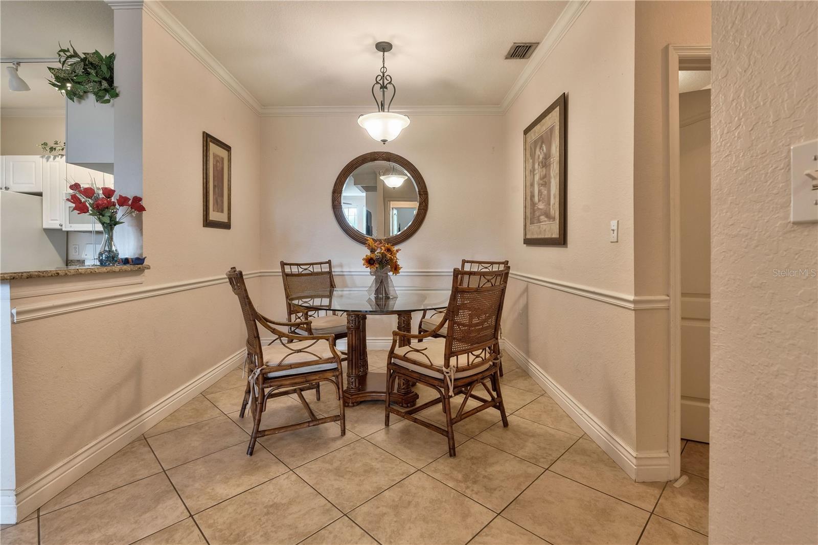 Listing photo id 5 for 2732 Via Murano 526
