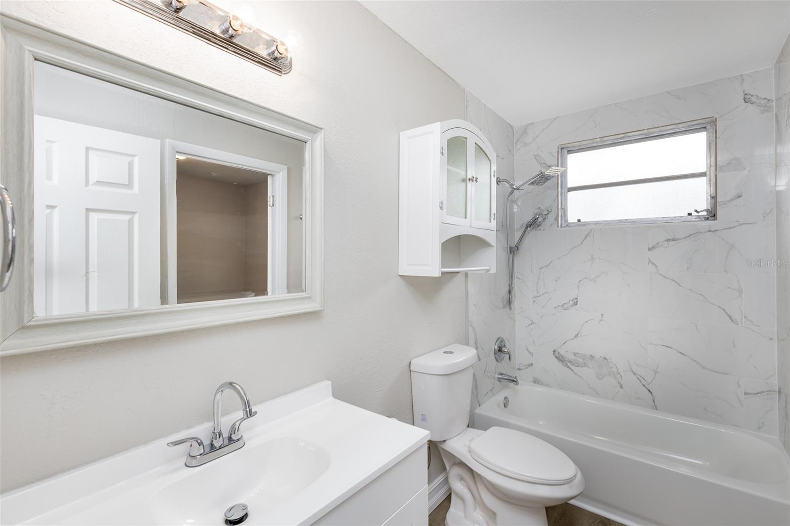 Image 14 of 28 For 21042 Gladis Avenue