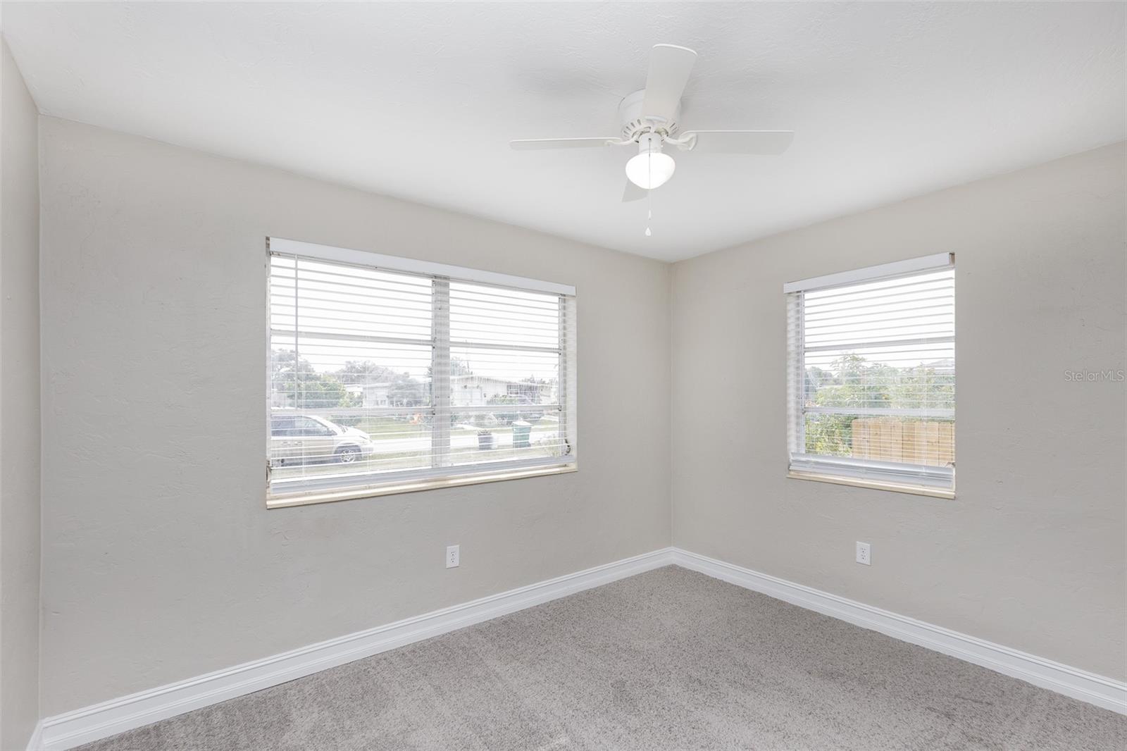 Image 20 of 28 For 21042 Gladis Avenue