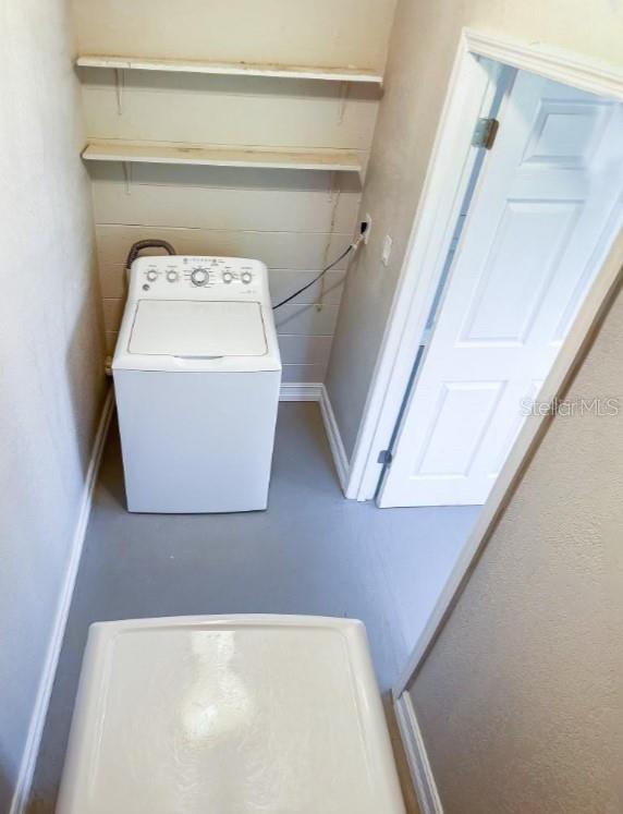 Image 24 of 28 For 21042 Gladis Avenue