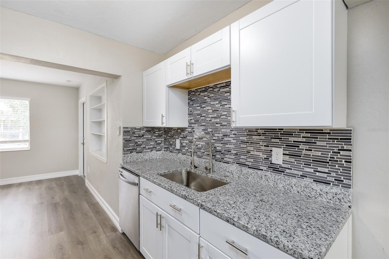 Image 7 of 28 For 21042 Gladis Avenue