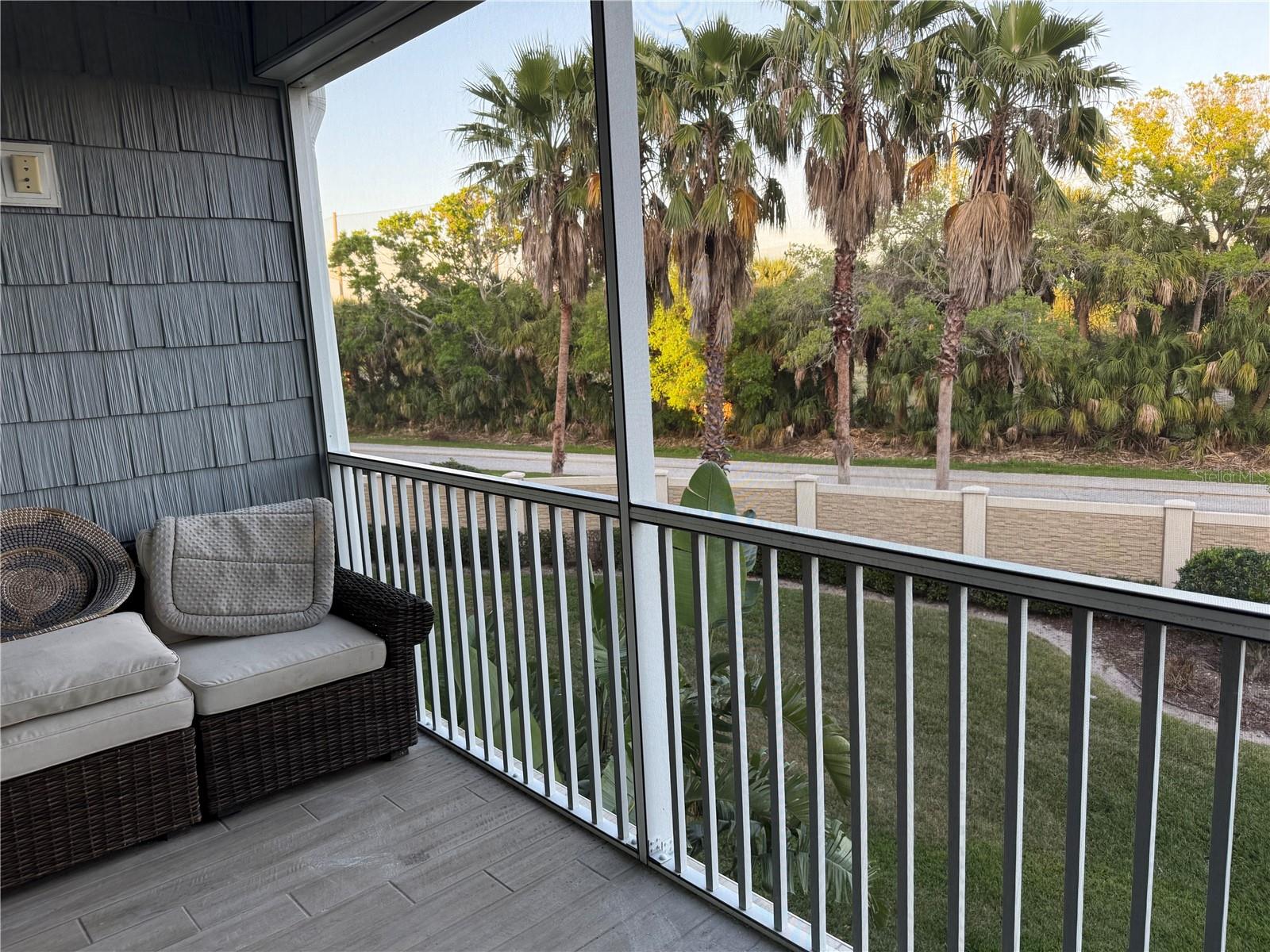 Image 2 of 41 For 4053 Rocky Shores Dr