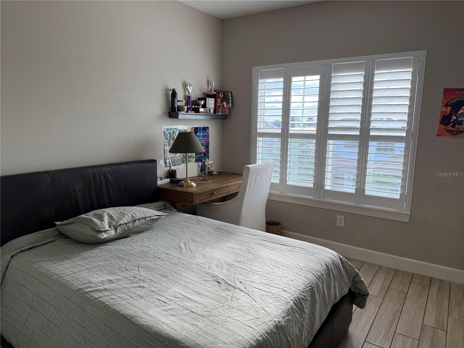 Image 33 of 41 For 4053 Rocky Shores Dr