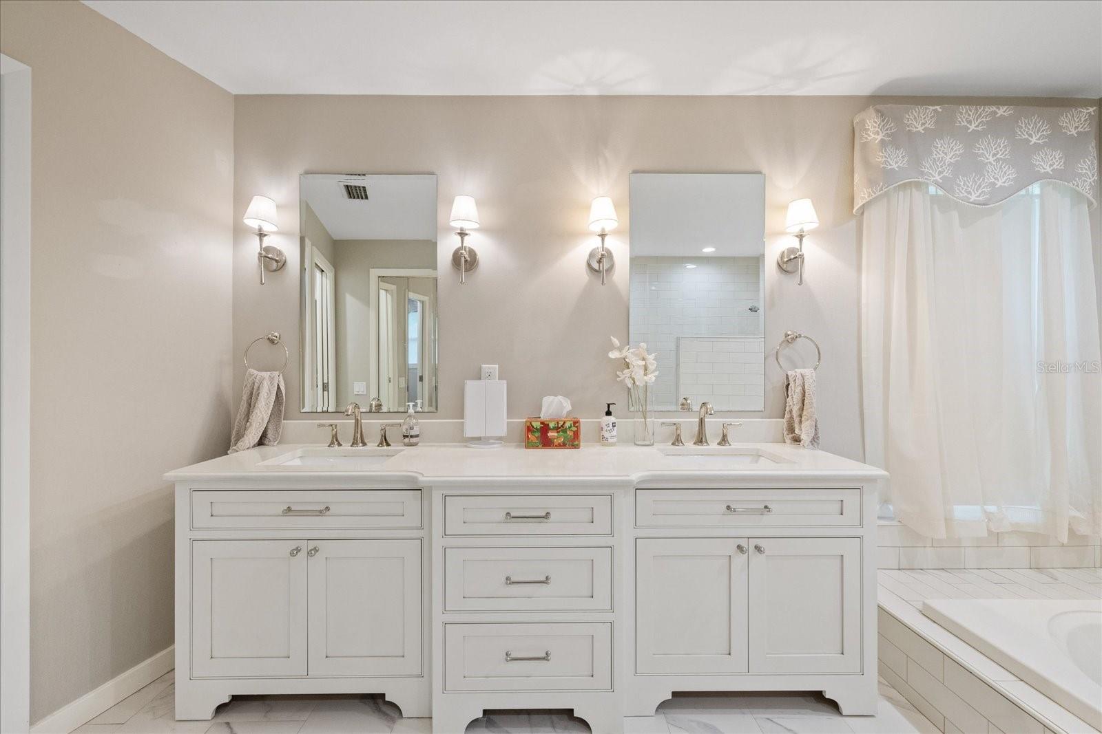 Image 20 of 79 For 2969 Talon Drive