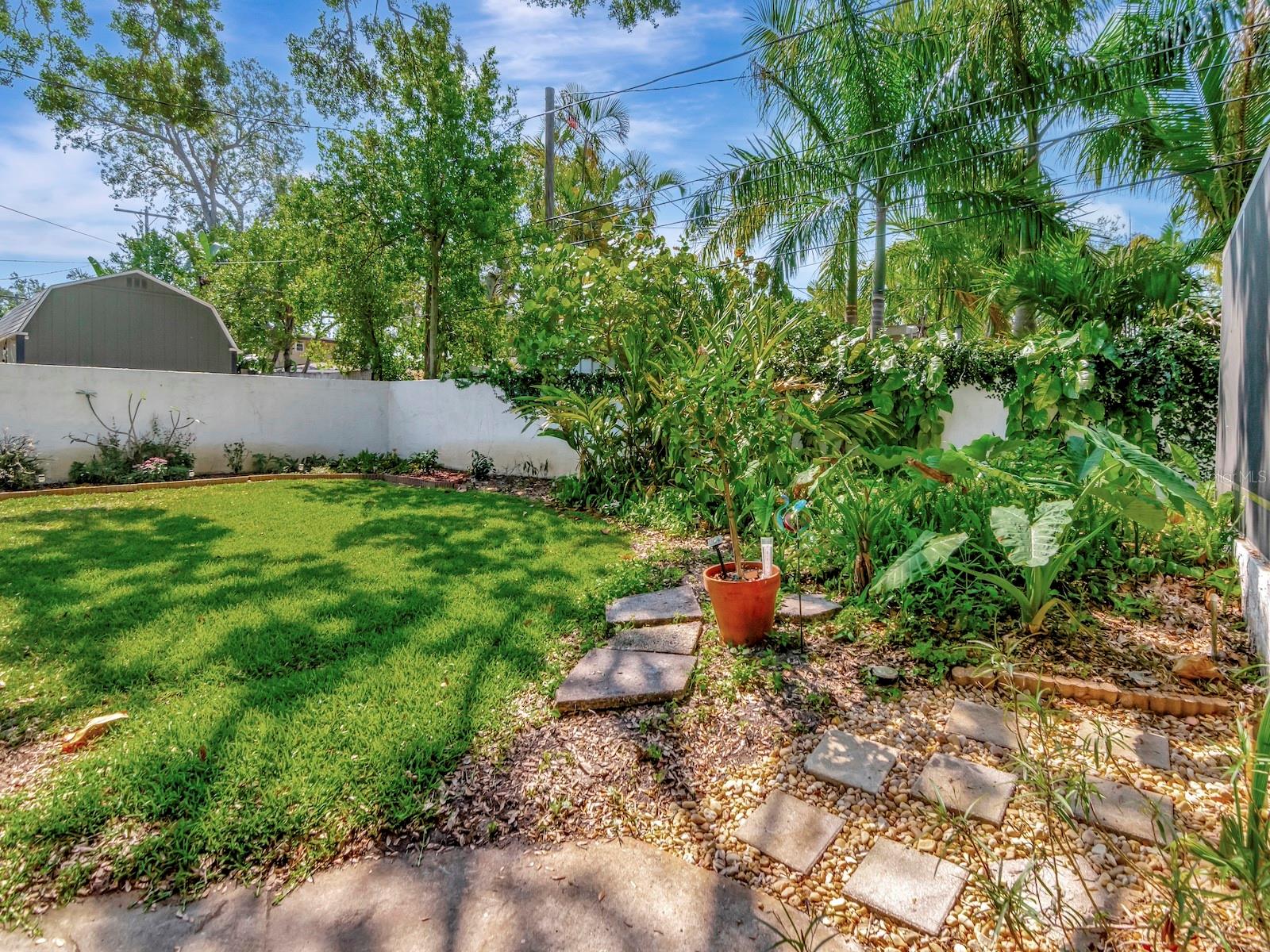 Image 10 of 52 For 8326 40th Place N