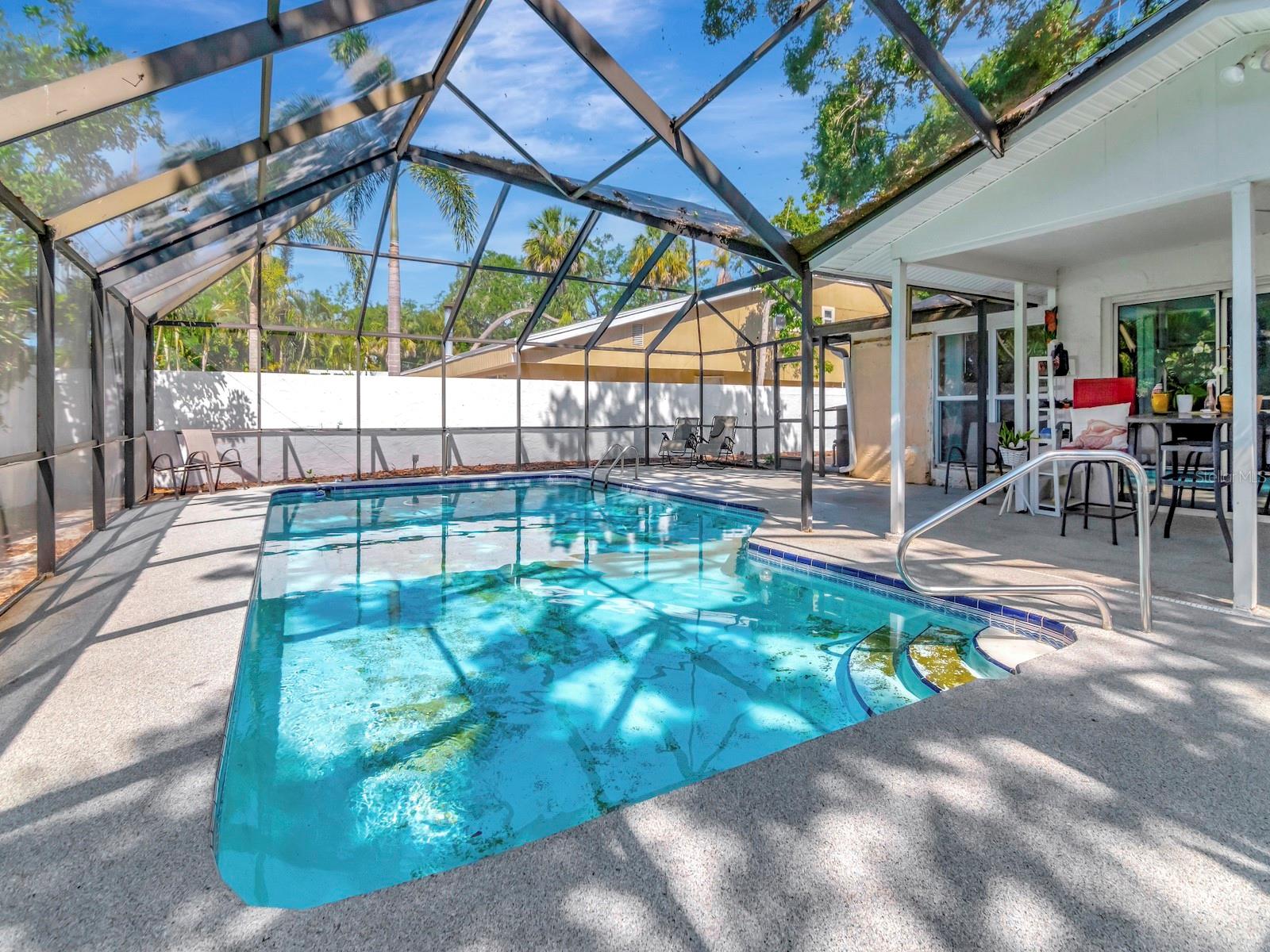 Image 17 of 52 For 8326 40th Place N