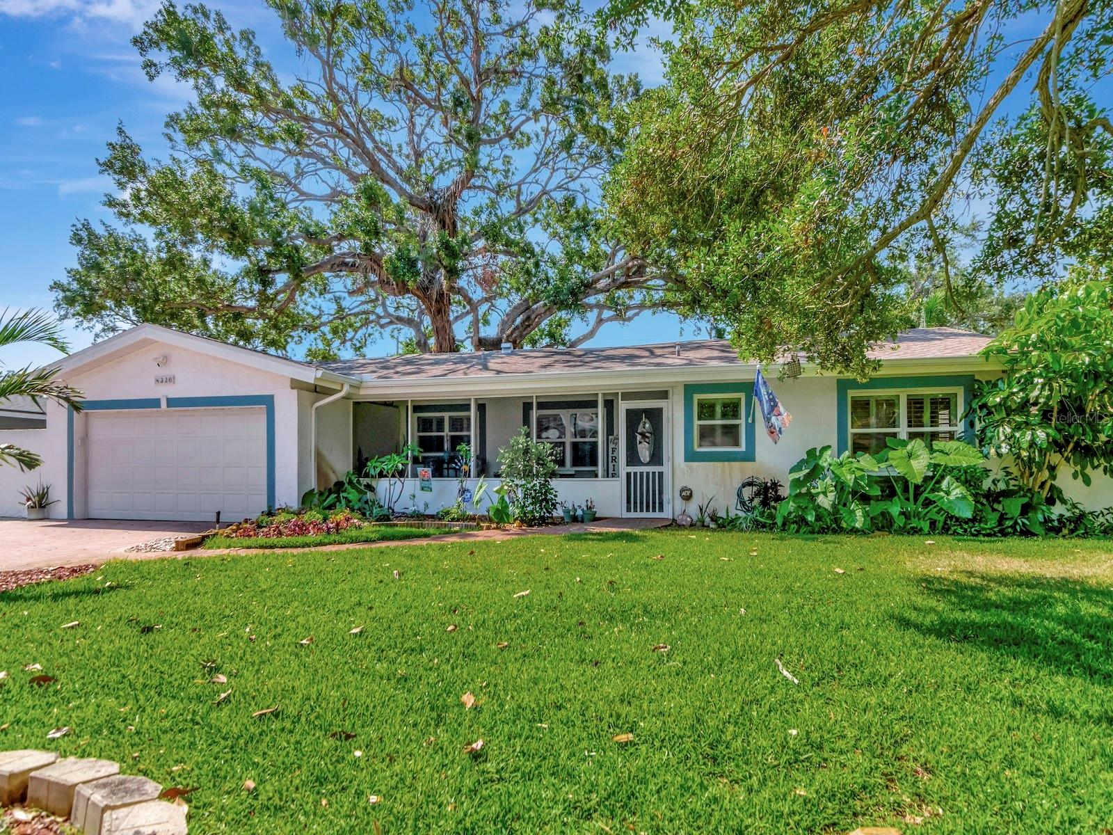 Image 3 of 52 For 8326 40th Place N