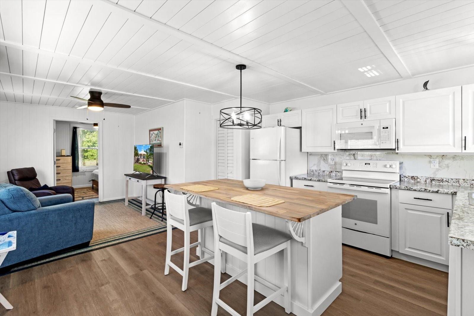 Image 14 of 49 For 20160 111th Terrace