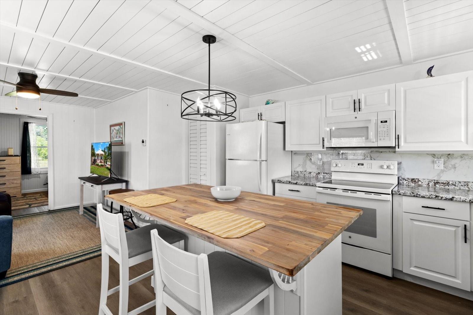 Image 15 of 49 For 20160 111th Terrace