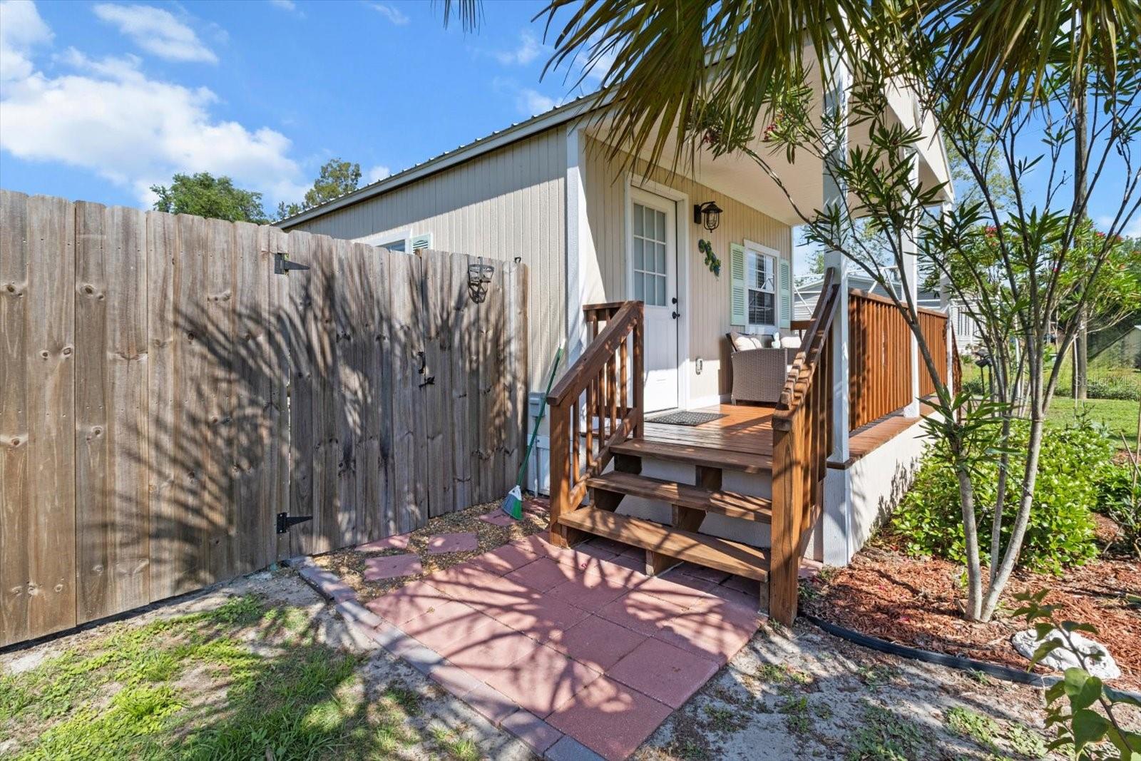 Image 8 of 49 For 20160 111th Terrace