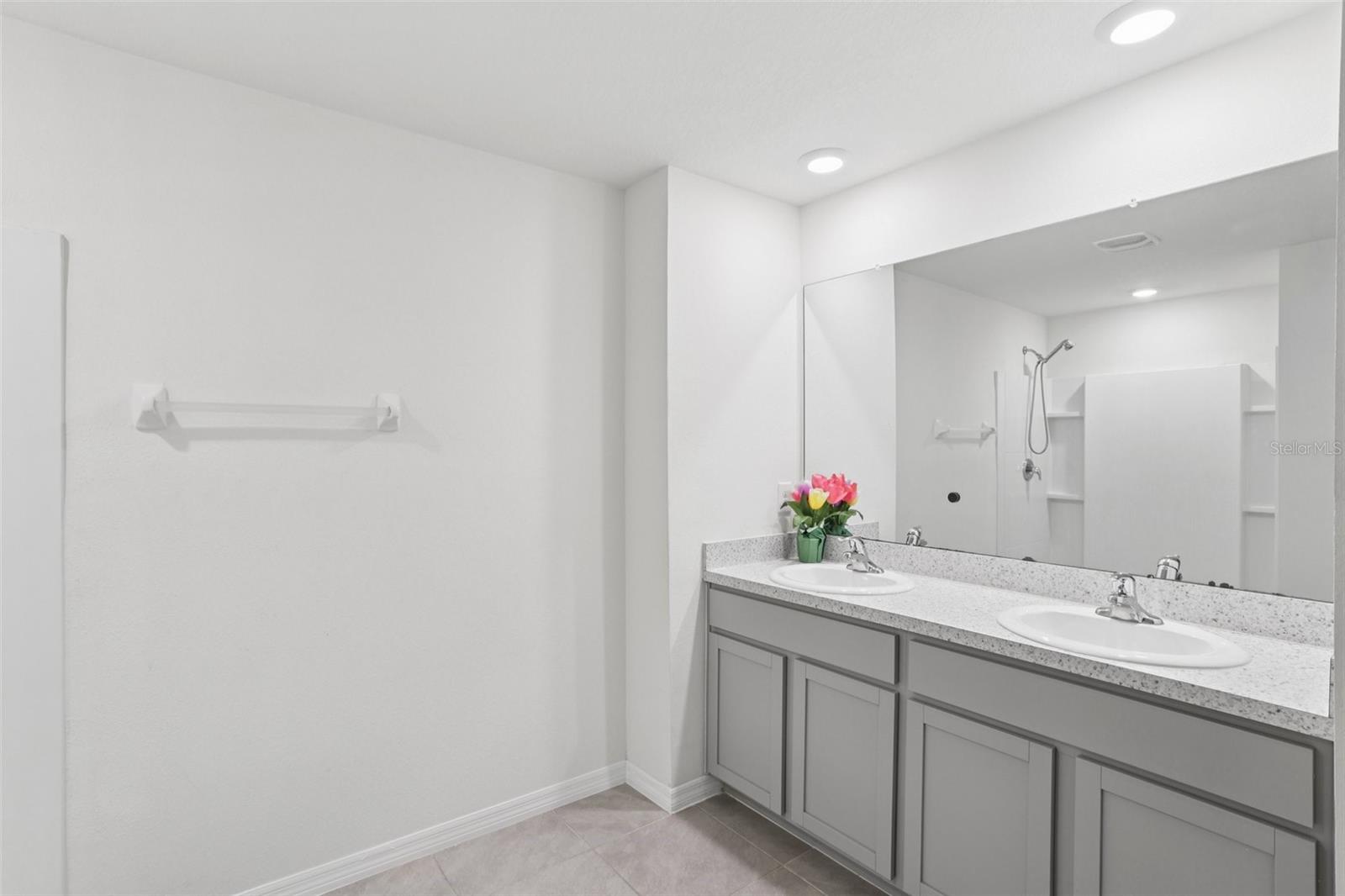 Image 37 of 42 For 7530 Broad Pointe Drive