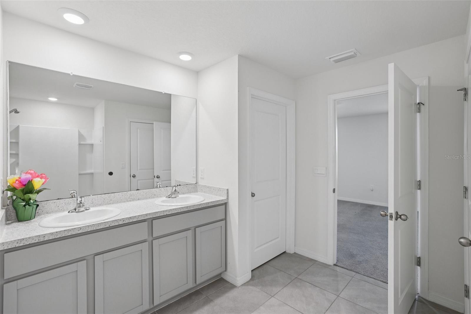 Image 38 of 42 For 7530 Broad Pointe Drive