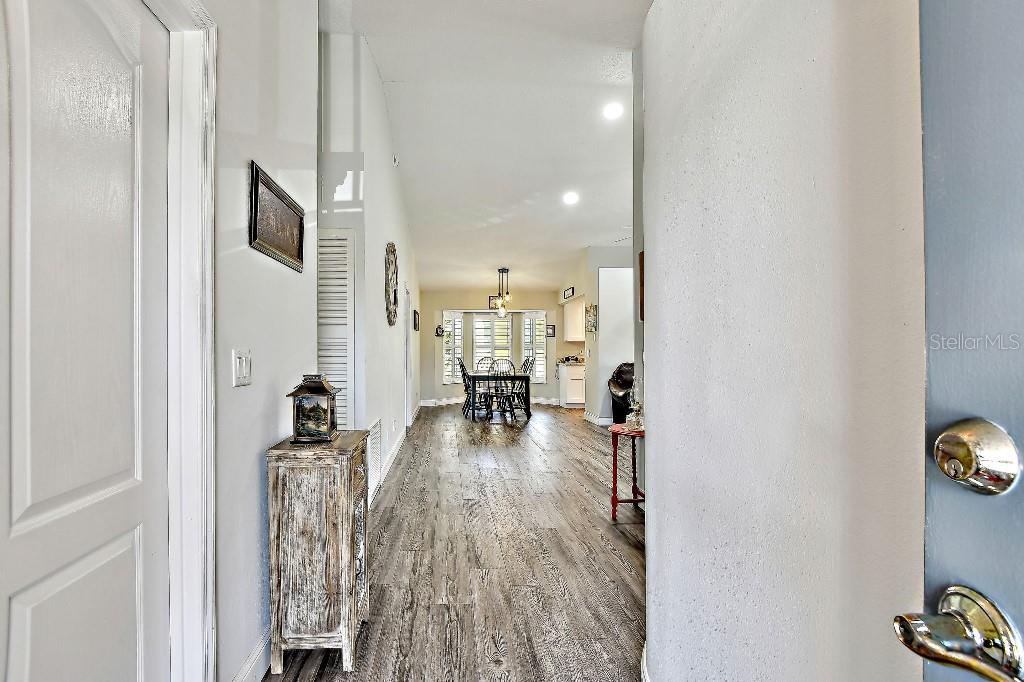 Image 3 of 23 For 2291 Americus Boulevard W 41