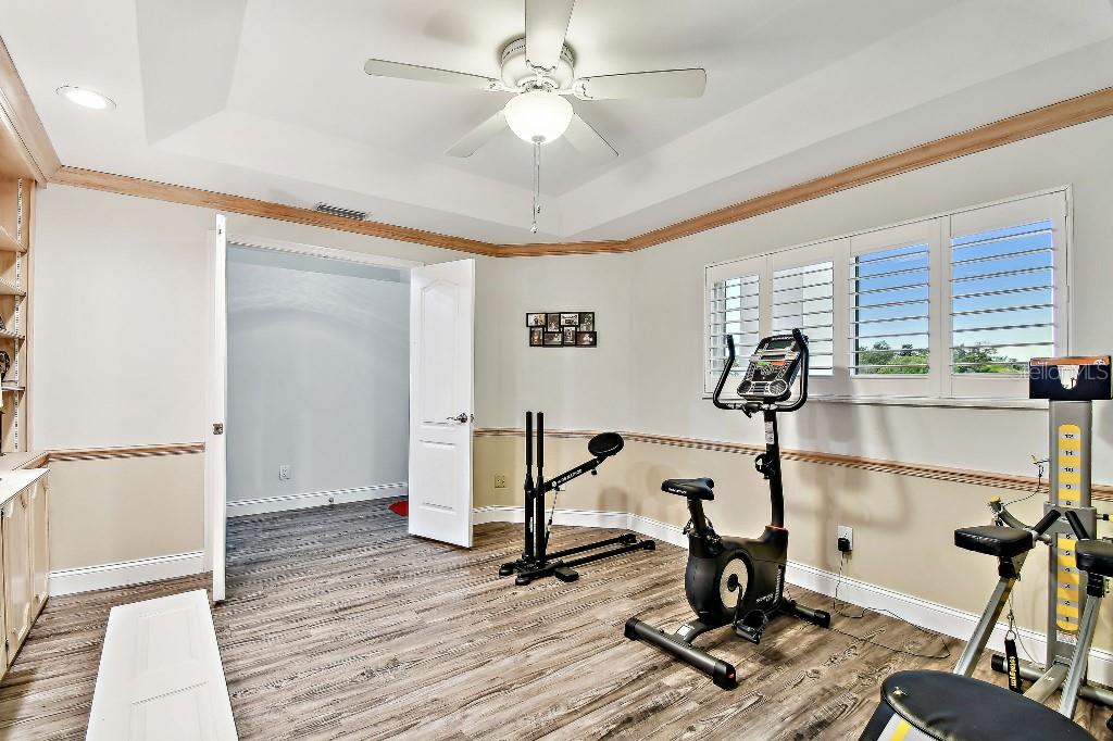 Image 6 of 23 For 2291 Americus Boulevard W 41