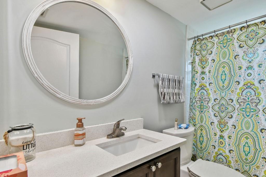 Image 8 of 23 For 2291 Americus Boulevard W 41