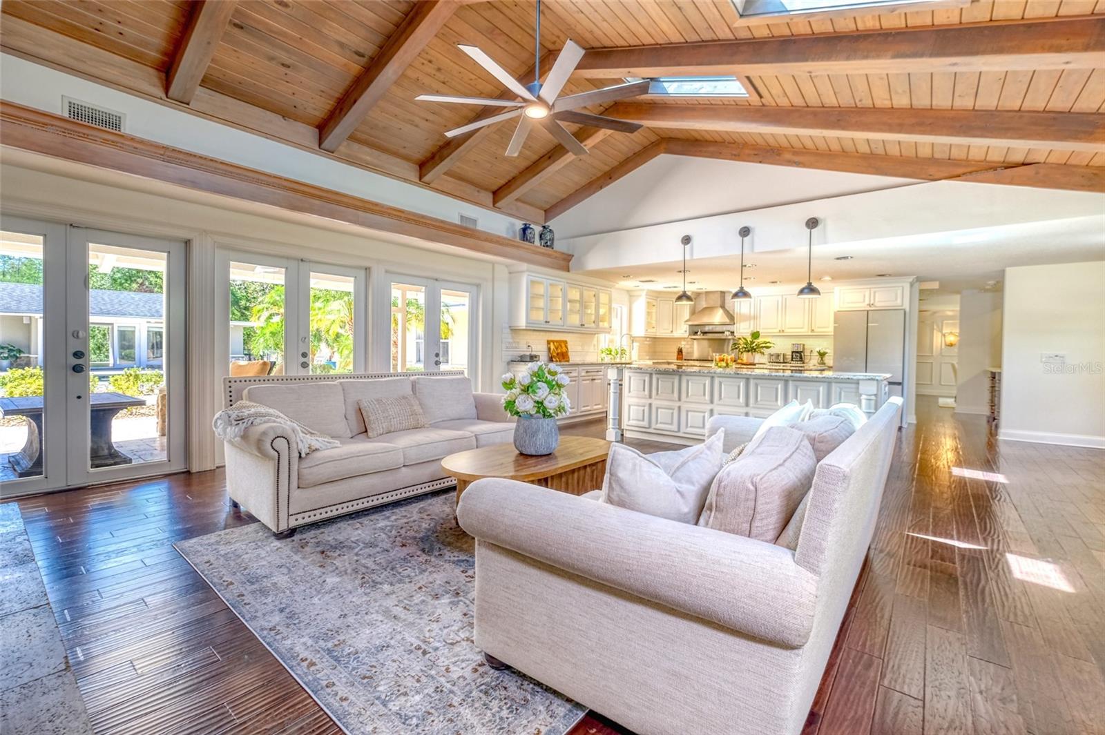 Image 12 of 72 For 898 Cypress Lakeview Court