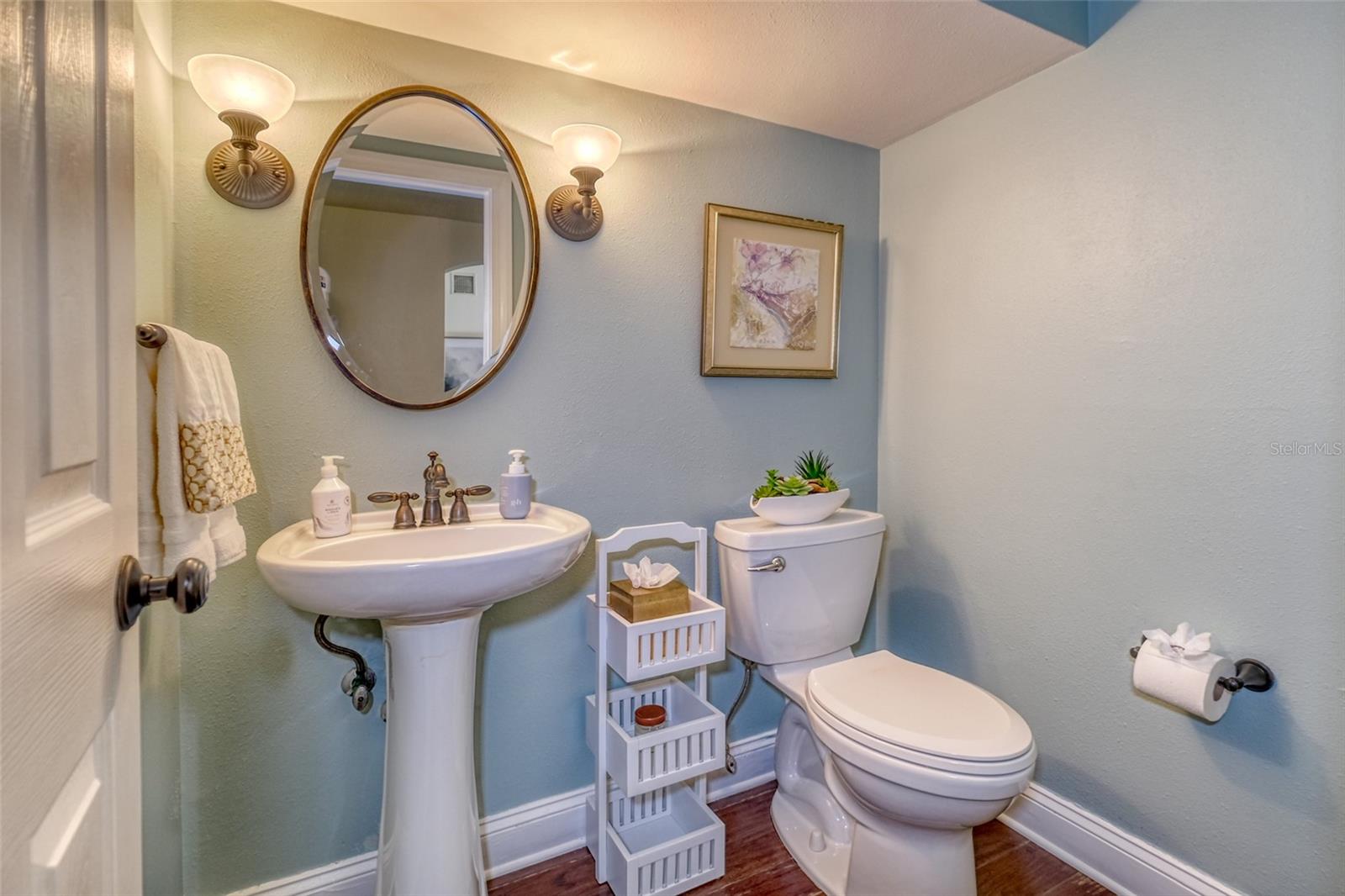 Image 31 of 72 For 898 Cypress Lakeview Court
