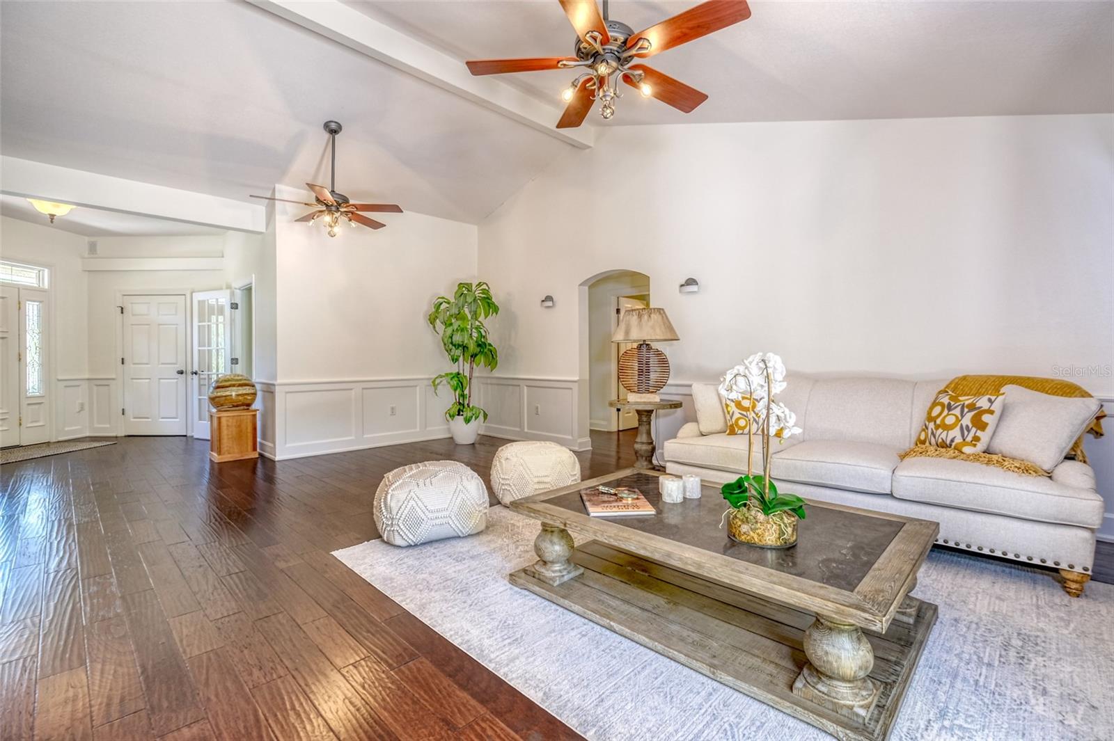 Image 33 of 72 For 898 Cypress Lakeview Court