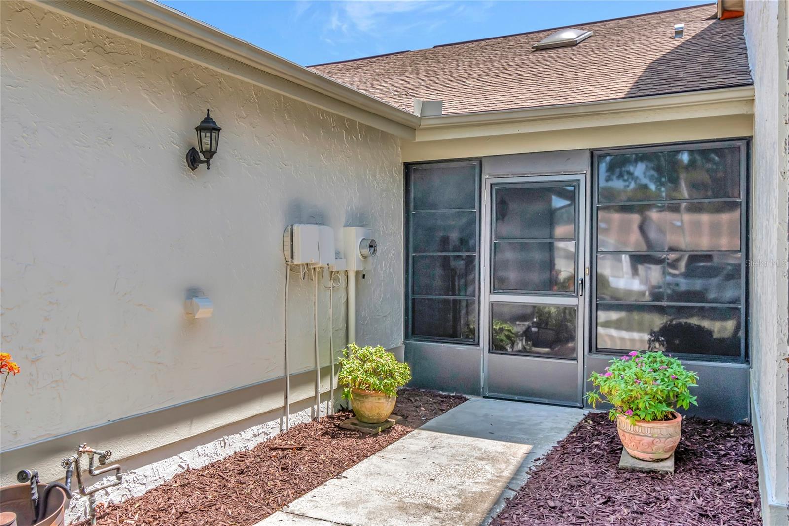Image 6 of 37 For 8206 Leafy Court