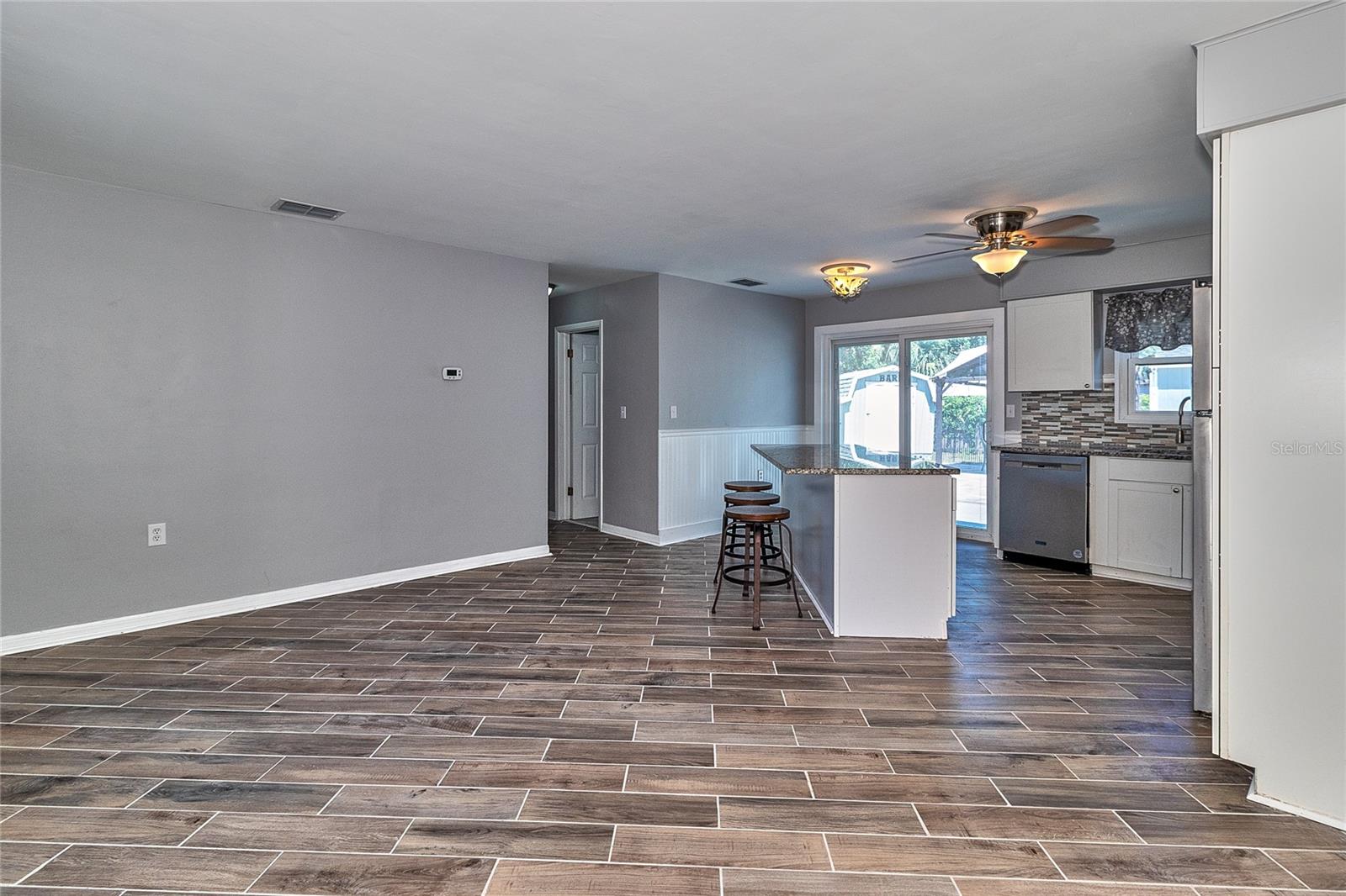 Image 14 of 41 For 3045 Stratford Drive