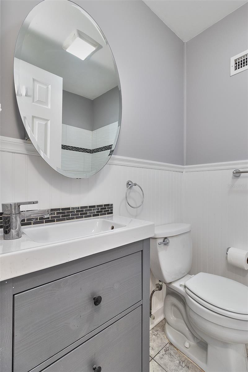 Image 23 of 41 For 3045 Stratford Drive