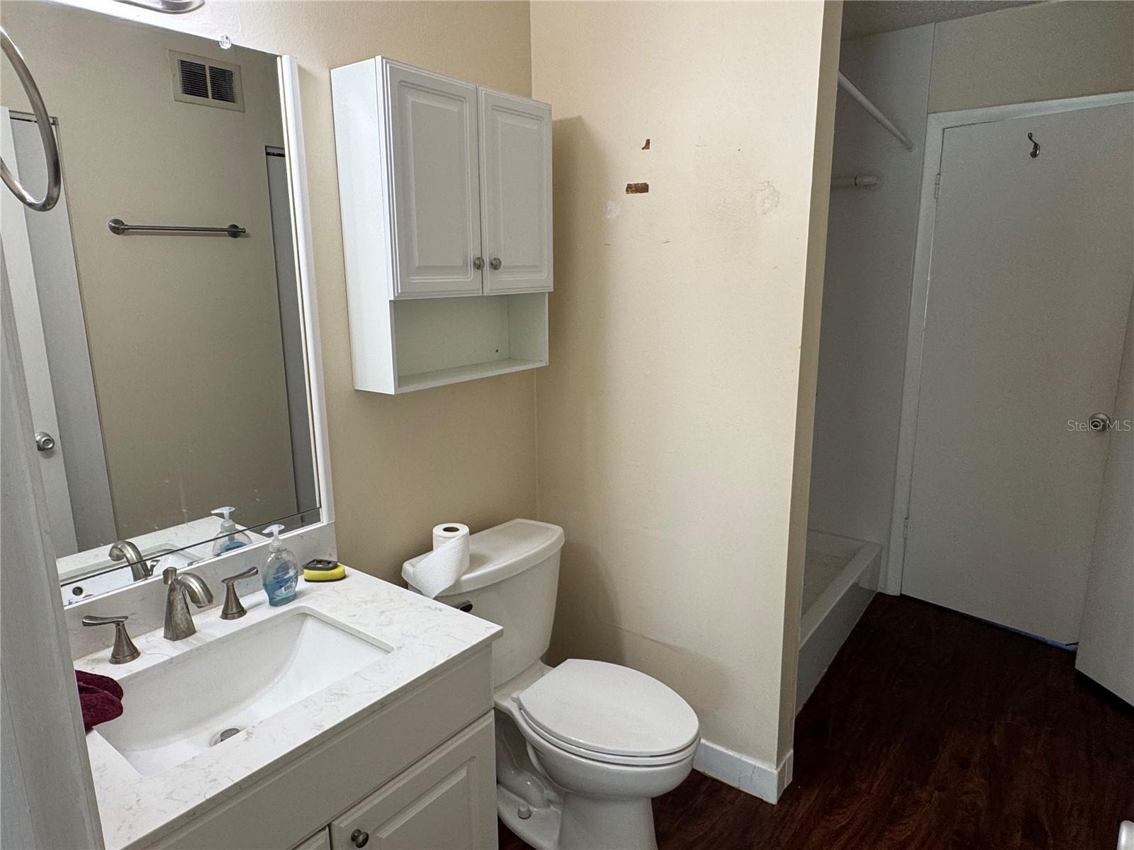 Image 14 of 22 For 11432 Bay Street Ne 11432