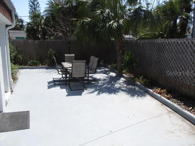 Image 21 of 22 For 11906 Lagoon Lane