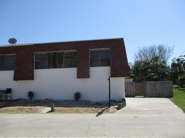 Image 3 of 22 For 11906 Lagoon Lane