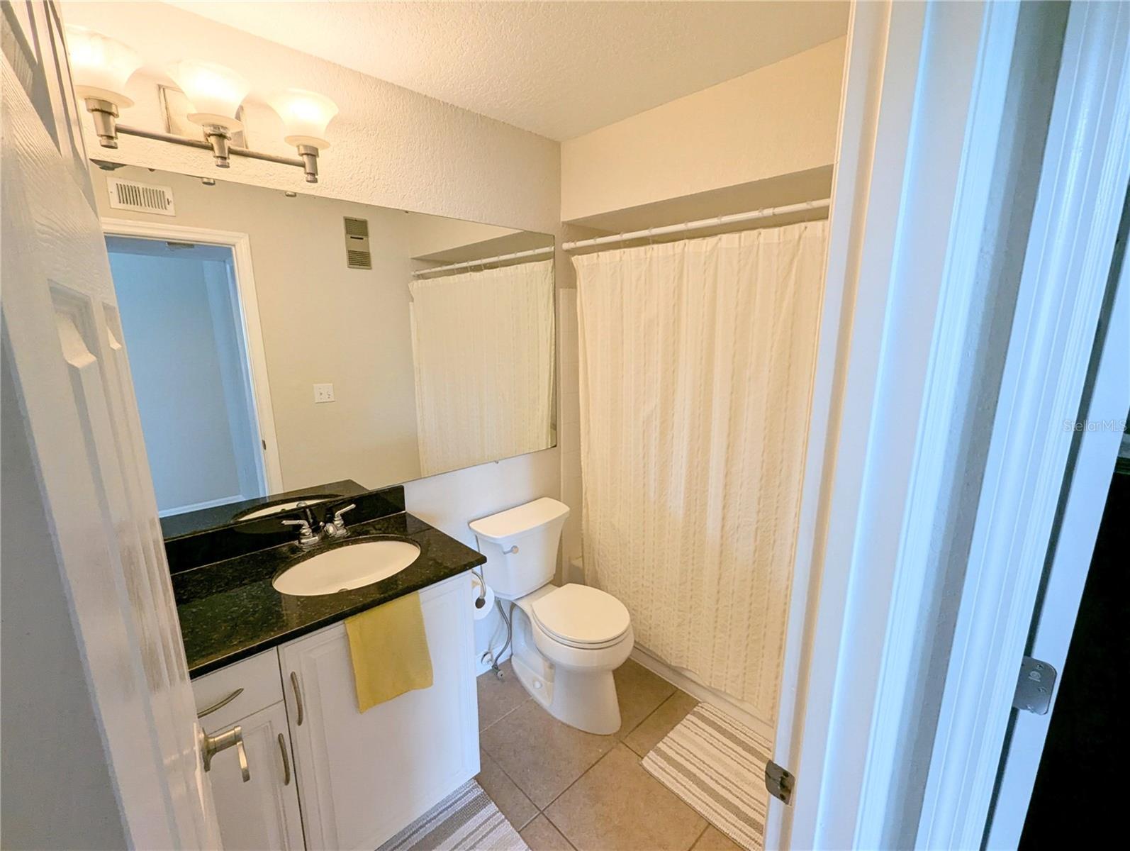Image 14 of 30 For 3305 Haviland Court 301