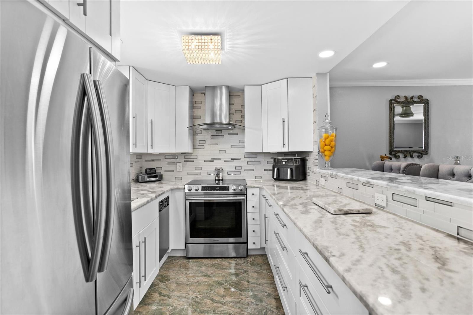 Image 9 of 52 For 105 4th Avenue Ne 219