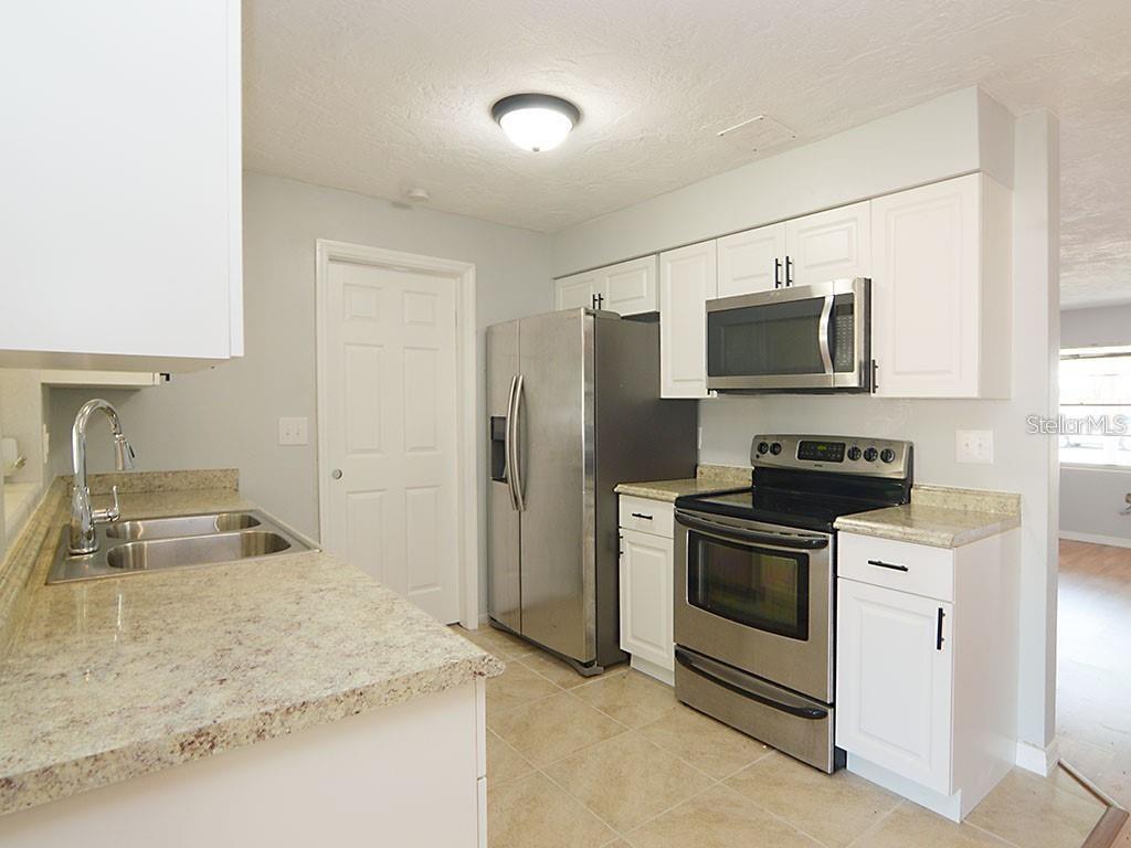 Image 21 of 43 For 98 Adams Street