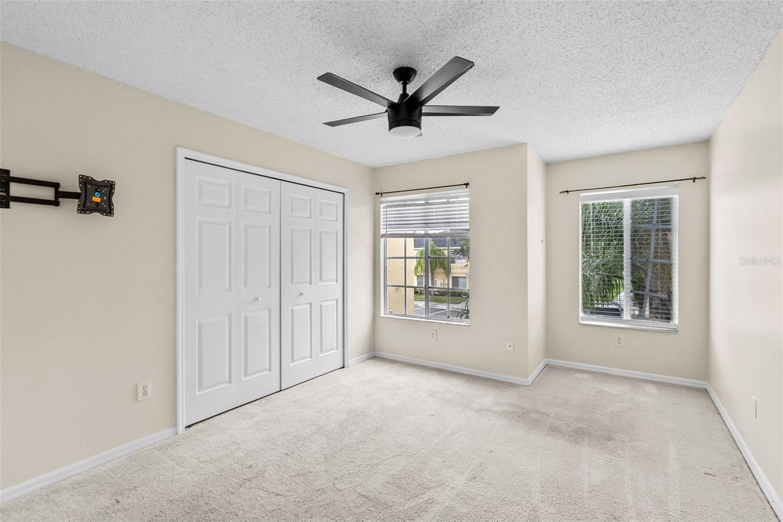 Image 12 of 32 For 10807 Keys Gate Drive