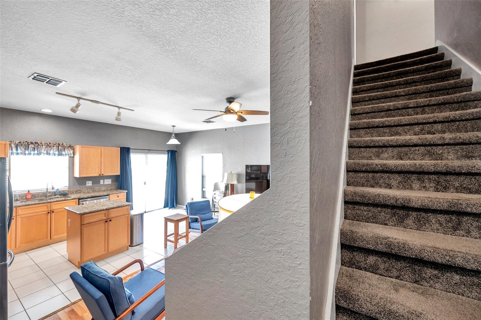 Image 15 of 54 For 7070 Opal Drive