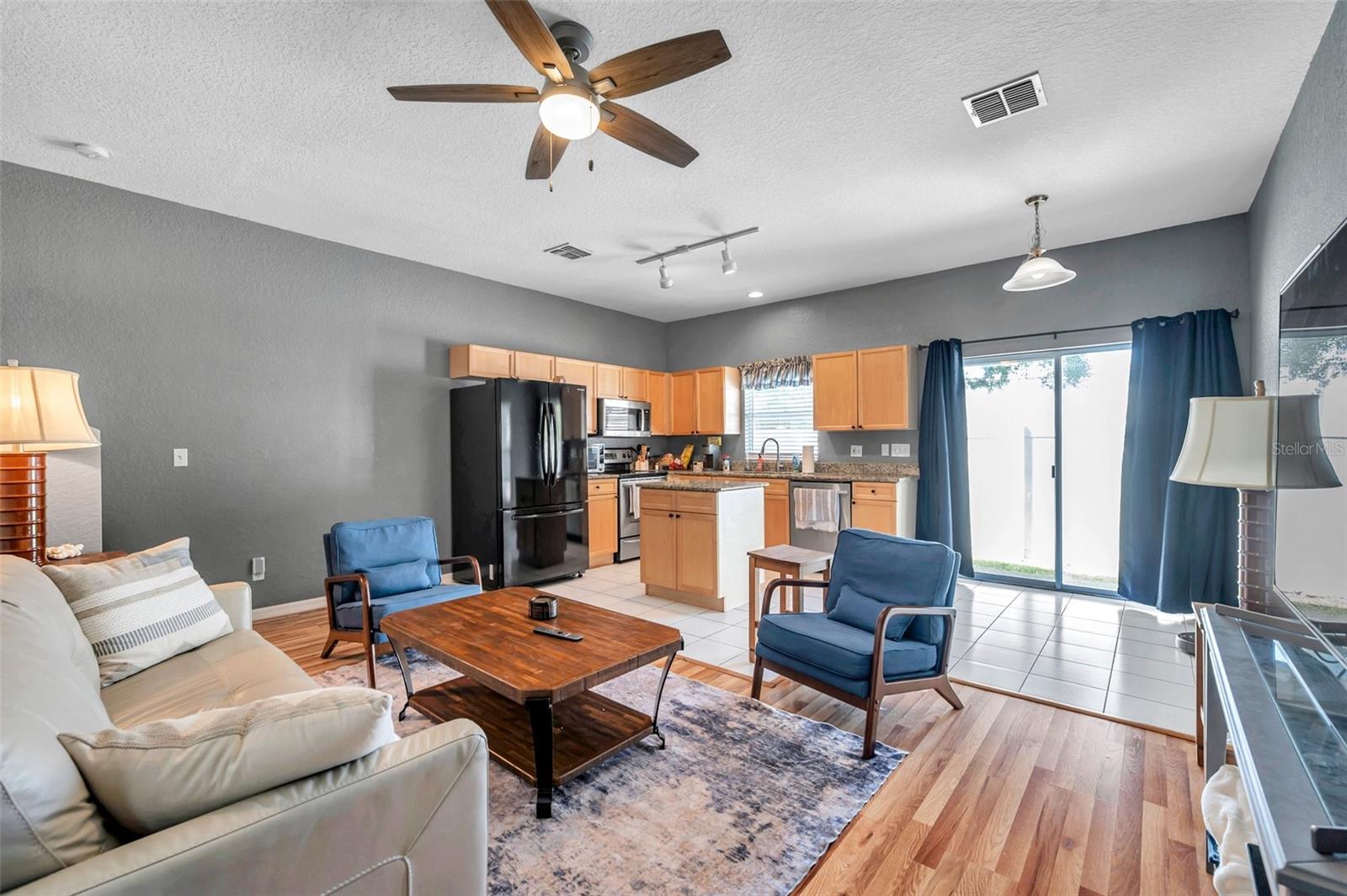 Image 17 of 54 For 7070 Opal Drive
