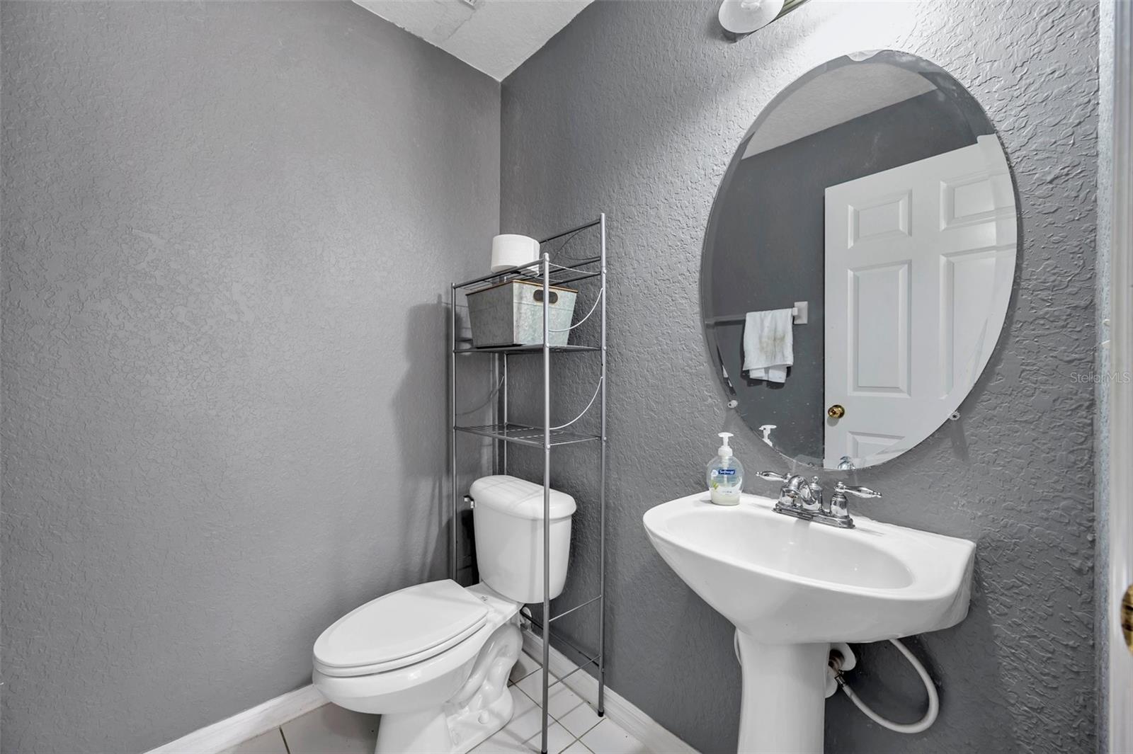 Image 20 of 54 For 7070 Opal Drive