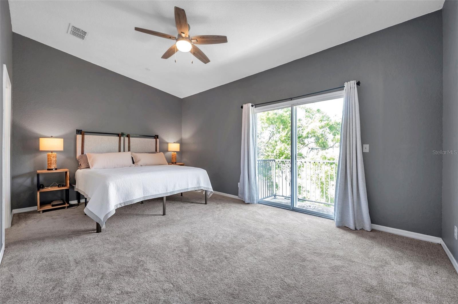 Image 22 of 54 For 7070 Opal Drive
