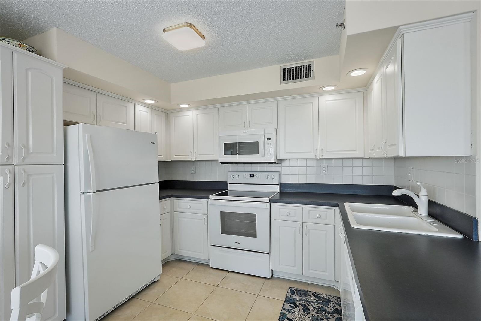 Image 12 of 46 For 6322 Palma Del Mar Boulevard S 706