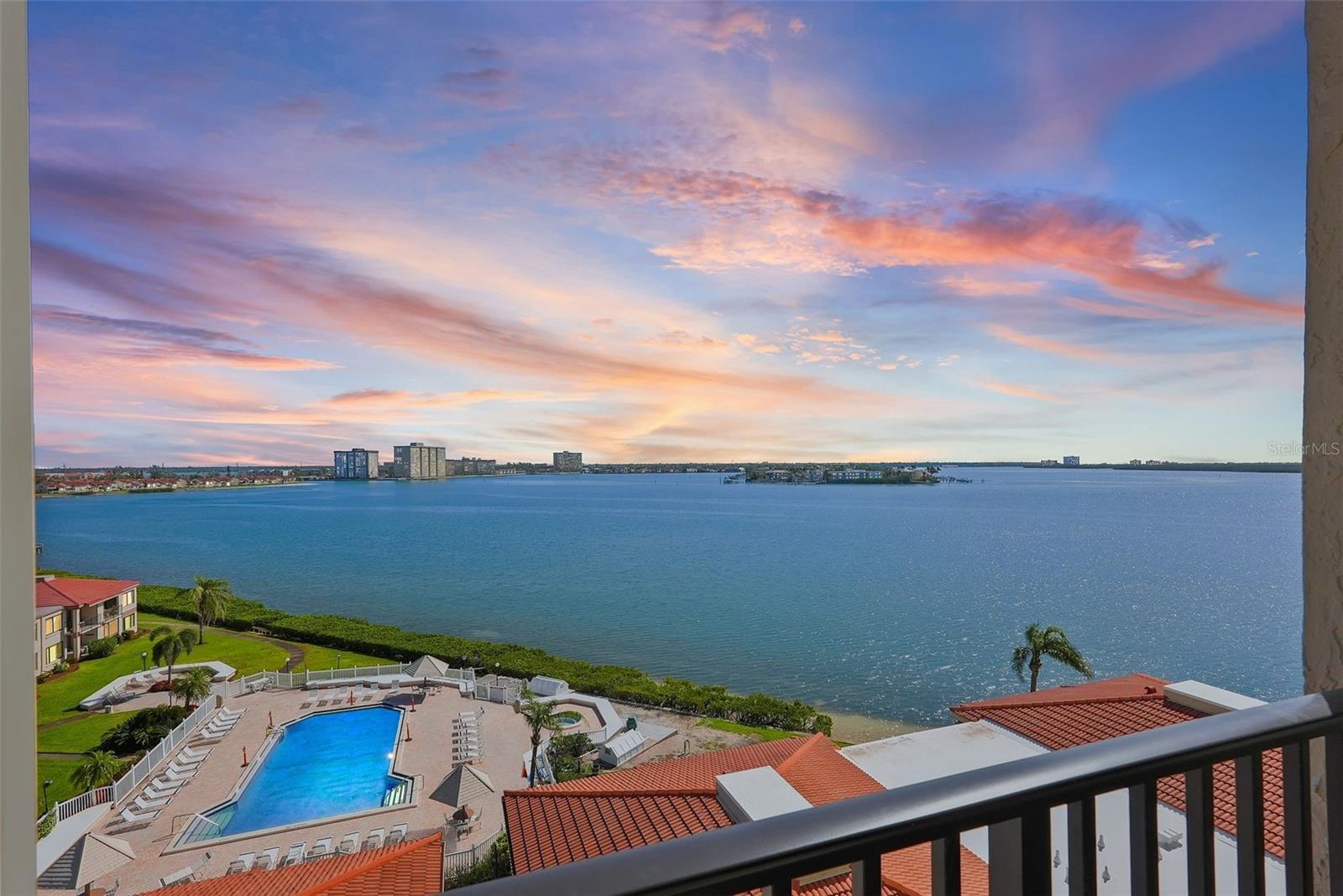 Image 4 of 46 For 6322 Palma Del Mar Boulevard S 706