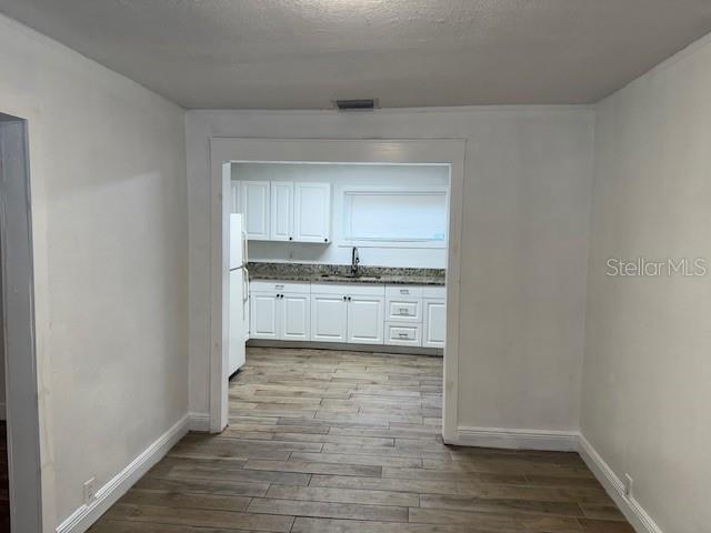 Image 11 of 30 For 3918 Clifton Street