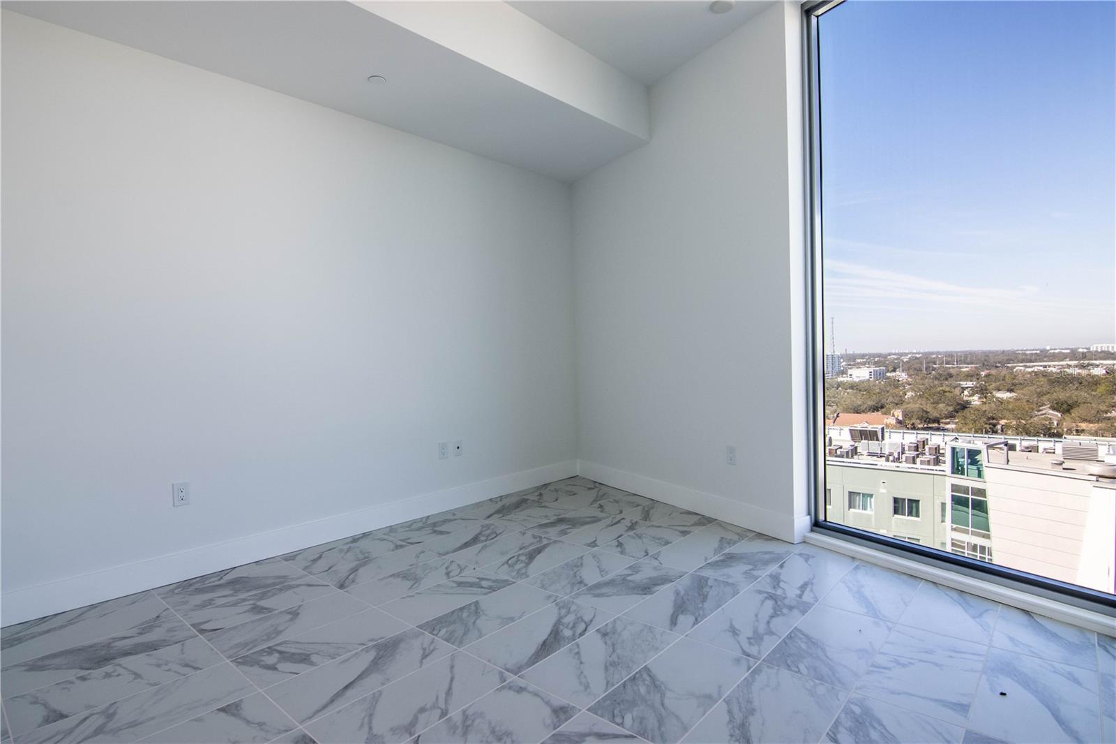 Image 13 of 14 For 777 3rd Avenue N 1501
