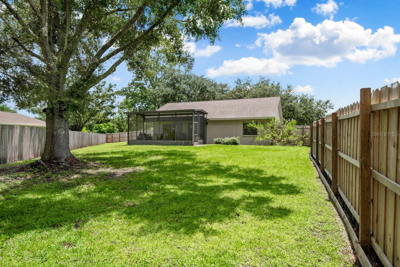 Image 27 of 44 For 23253 Granite Place